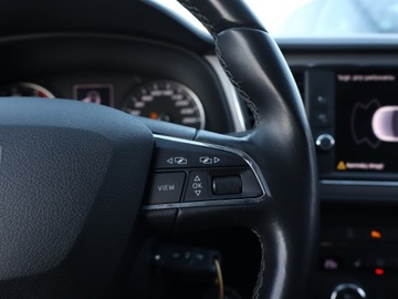 Seat Leon III Hatchback Facelifting 1.5 EcoTSI 130KM 2019 Seat Leon 1.5 TSI, Salon Polska, Klima, zdjęcie 16