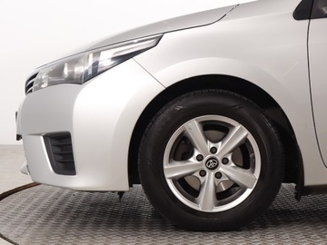 Toyota Corolla XI Sedan 1.33 Dual VVT-i 99KM 2015 Toyota Corolla 1.3 Dual VVT-i, Salon Polska, Klima, zdjęcie 14