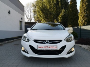 Hyundai i40 Kombi 1.7 CRDi HIGH 136KM 2015 Hyundai i40 1.7 CRDI 136KM Klima Tempomat Parktron, zdjęcie 1