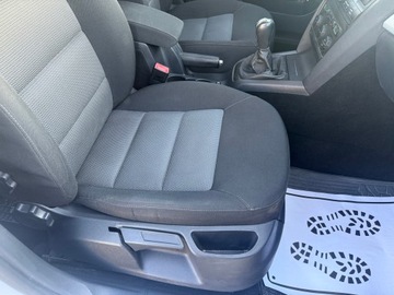 Skoda Octavia II 2009 SKODA OCTAVIA 1.6 Mpi Klimatronik Podgrzewane przednie i tylnie siedze, zdjęcie 35