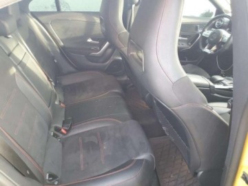 Mercedes CLA C118/X118 2021 Mercedes-Benz CLA 2021 Mercedes-Benz CLA AMG 35 4MATIC Coupe 2.0 Benzyna, zdjęcie 9