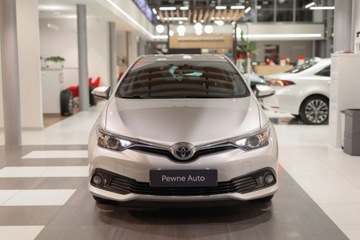 Toyota Auris II Hatchback 5d Facelifting 1.6 Valvematic 132KM 2017 Toyota Auris 1.6 Premium LPG 1.6 Benzyna 132KM