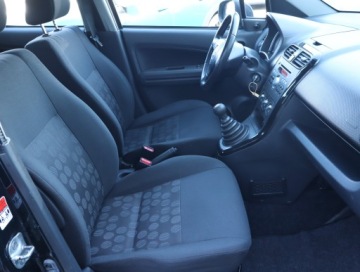Suzuki Splash Hatchback 1.0 65KM 2010 Suzuki Splash 1.0 12V, zdjęcie 8