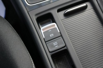 Volkswagen Golf VII Hatchback 3d Facelifting 1.6 TDI-CR DPF BMT 115KM 2019 Volkswagen Golf Trendline LED Gwarancja, zdjęcie 24