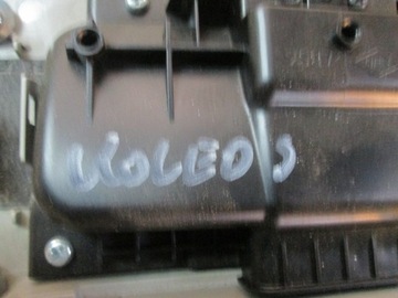 LAMPA OSVĚTLENÍ KABINY POLSTROVÁNÍ RENAULT KOLEOS I 07-