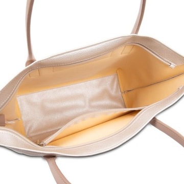 Сумочка Lancaster Paris из натуральной кожи.