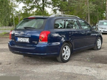 Toyota Avensis II Kombi 2.0 VVT-i 147KM 2006 Toyota Avensis 2.0 VVT-i Combi Executive 147KM 2006r, zdjęcie 5