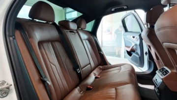 Audi A6 C8 Limousine 3.0 55 TFSI 340KM 2019 Audi A6 Limousine 3.0 Benzyna 340KM, zdjęcie 33