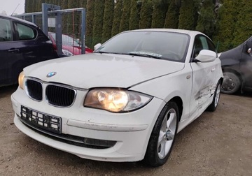 BMW Seria 1 E81/E87 Hatchback 5d E87 1.6 116i 122KM 2011 BMW Seria 1 2011r, 2.0 Benzyna. Lekko uszkodzony lewy bok. Jezdzi. 1.6, zdjęcie 1