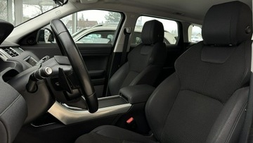 Land Rover Range Rover Evoque I SUV 5d Facelifting 2.0 Si4 240KM 2018 Land Rover Range Rover Evoque Line Assist, Łopatki, zdjęcie 9