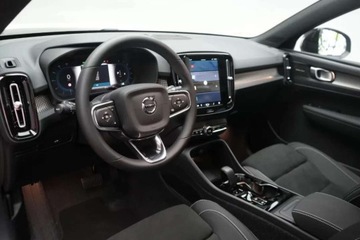 Volvo XC40 Crossover Facelifting 2.0 B3 163KM 2025 Volvo XC 40 VOLVO XC40 Core B3 Mild Hybrid, Dowolna konfiguracja, Polski S, zdjęcie 9