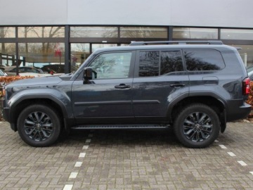 Toyota Land Cruiser VII Terenowy 5d 2.8 D-4D 204KM 2025 Od ręki - Executive 2.8 MHEV 205KM | Dach panoramiczny!, zdjęcie 2