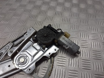 MECHANIZMUS OKNO PRAVÝ PŘEDNÍ TOYOTA YARIS I 3D 0130822017