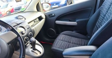 Mazda 2 II Hatchback 5d 1.5 103KM 2009 Mazda 2 Mazda 2 1.5 Benzyna 103KM, zdjęcie 16