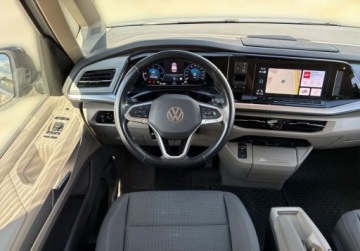 Volkswagen Multivan T7 Van L1 2.0 TDI 150KM 2022 Volkswagen Multivan 2.0 TDI 150KM DSG LIFE Hak holowniczy LED Matrix 2.0, zdjęcie 17