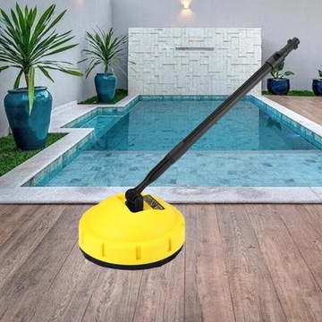 Очистите плоскую поверхность двери роторным пылесосом.