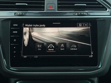 Volkswagen Tiguan II SUV Facelifting 2.0 TDI 200KM 2022 Volkswagen Tiguan 2.0TDI 200KM UrbanSport DSG 4x4 SerwisASO Acc Matrix Kes, zdjęcie 34
