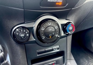 Ford Fiesta VII Hatchback 5d 1.25 Duratec 82KM 2013 Ford Fiesta 1 wlasciciel BenzynaBardzo ladna 2013 rok KLIMA OPLACONY Zami, zdjęcie 13