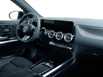 Mercedes GLA II Off-roader Facelifting 2.0 220 190KM 2025 MERCEDES-BENZ GLA 220 4-Matic AMG Line 2.0 (190KM) 2025, zdjęcie 9