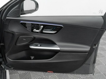 Mercedes Klasa C W206 Kombi 2.0 220d 200KM 2023 Mercedes C 220 WD0386T#220 d mHEV 4-Matic AMG, zdjęcie 29