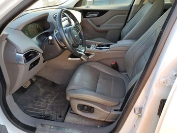 Jaguar F-Pace SUV 3.0 V6 340KM 2017 Jaguar F-Pace R-Sport 2017 3.0l 3.0 Benzyna 340KM, zdjęcie 7