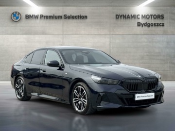 BMW Seria 5 G90-91 Touring 2.0 520d 197KM 2025 BMW 520 BMW 520 M Pakiet,M Pro,komfort,IconicGlow,, zdjęcie 6