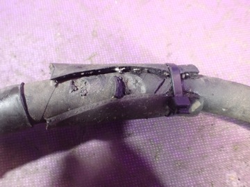 AUDI A4 B6 1,9TDI PŘÍVOD KLIMATIZACE 8E0260701BP