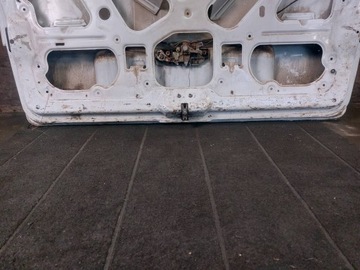 VÍKO KUFRU KUFRU SKLO (OKNO) ZADNÍ MERCEDES VITO W638