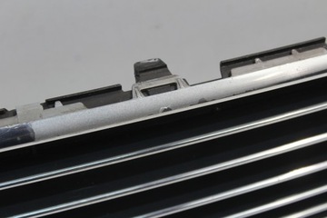 РЕШЕТКА FORD FOCUS MK3 LIFT F1EB-8C436-A