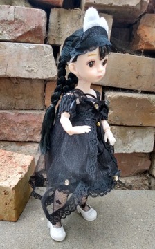 СТИЛИЗОВАННАЯ КУКЛА СРЕДЫ АДДАМС, 30 см, доставка из Польши.