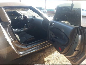 Nissan 370Z 2015 Nissan 370 Z 2015 3.7 Benzyna 332KM, zdjęcie 9