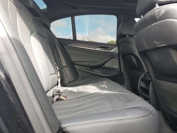 BMW Seria 5 G30-G31 2022 BMW Seria 5 540xi 2022 3.0l 3.0 Benzyna 335KM, zdjęcie 10