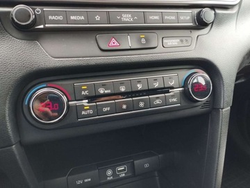 Kia Ceed III Kombi 1.4 T-GDi 140KM 2019 Kia Ceed 1.4 T-GDI 140KM AutomatKameraCzujniki parkowaniaSalon PL 1.4, zdjęcie 16