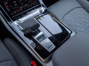 Audi Q8 SUV 3.0 50 TDI 286KM 2026 AUDI Q8 / E-Tron Q8 TDI quattro S line Suv (286 KM) 2026, zdjęcie 16