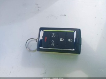 Jeep Grand Cherokee V 2023 Jeep Grand Cherokee 2023r., 4x4, 2.0L Hybrid, Overland 2.0 Hybryda 270KM, zdjęcie 13