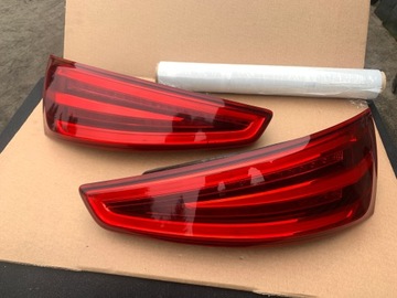 8U0945094H 8U0945093H SVĚTLO SVĚTLA ZADNÍ AUDI Q3 2011- KOMPLET ORIGINÁLNÍ EVROPA