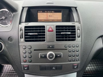 Mercedes Klasa C W204 Kombi T204 1.8 180 CGI BlueEFFICIENCY 156KM 2010 Mercedes-Benz Klasa C AUTOMAT KLIMATYZACJA POLSKORY GRZANE FOTELE PARKTRON, zdjęcie 18