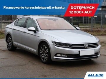 Volkswagen Passat B8 Limousine 2.0 TSI BlueMotion Technology 220KM 2015 VW Passat 2.0 TSI, Salon Polska, Automat, Skóra