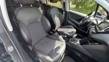 Peugeot 208 I Hatchback 5d Facelifting 1.2 PureTech 110KM 2015 Peugeot 208 Raty 1.2 benz 110KM GT-LINE Pol skora Klimatronic led Gwaran, zdjęcie 17