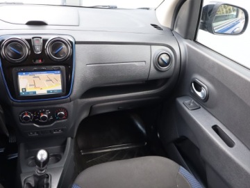 Dacia Lodgy Minivan Facelifting 1.5 Blue dCi 115KM 2021 Dacia Lodgy 1.5 Blue dCi, Salon Polska, zdjęcie 7