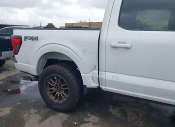 Ford 2024 Ford F150 2024, 3.5L, 4x4, XLT OFF ROAD, od ubezpieczalni 3.5 Benzyna 400KM, zdjęcie 4