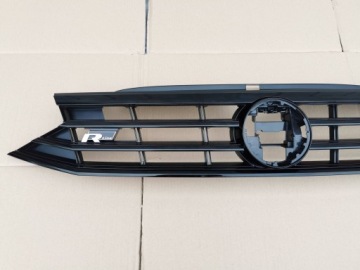 VW PASSAT B8 3G0 R-LINE LIFT 19- РЕШЕТКА РАДИАТОРА ПЕРЕДНЯЯ ЧЕРНАЯ 3G0853653K
