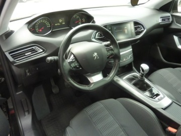 Peugeot 308 II SW Facelifting 1.5 BlueHDI 130KM 2019 Peugeot 308 SW ALLURE*1.5 HDI, zdjęcie 10