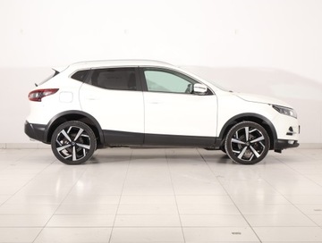 Nissan Qashqai II Crossover Facelifting 1.3DIG-T 140KM 2020 Nissan Qashqai 1.3 DIG-T, Salon Polska, zdjęcie 5