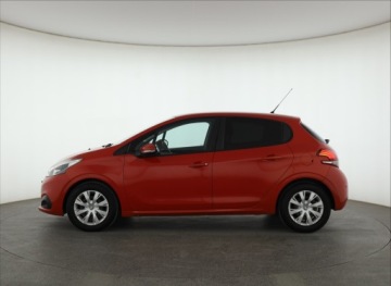 Peugeot 208 I Hatchback 5d Facelifting 1.2 PureTech 82KM 2016 Peugeot 208 1.2 PureTech, Salon Polska, Klima, zdjęcie 2