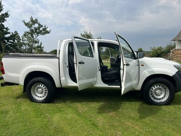 Toyota Hilux 2016 Toyota Hilux dubel kabina, zdjęcie 3