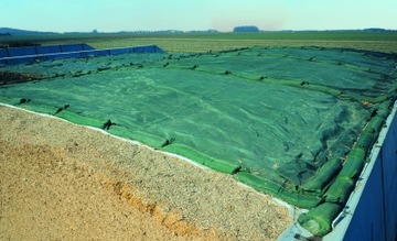 Защитная сетка 12x15 для сваи силоса Tec220 Zill