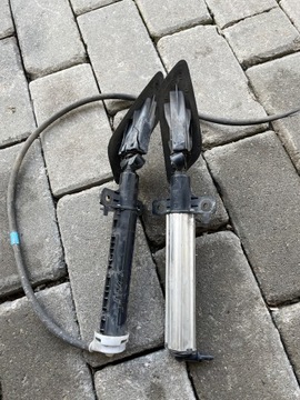 SPRYSKIWACZ LAMPY XENON ZAŚLEPKA LAGUNA III 3