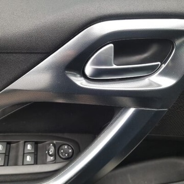 Peugeot 2008 I SUV Facelifting 1.2 PureTech 82KM 2018 Peugeot 2008 ALLURE rok 2018, benzyna, WYMIENIONY ROZRZĄD !!, zdjęcie 7