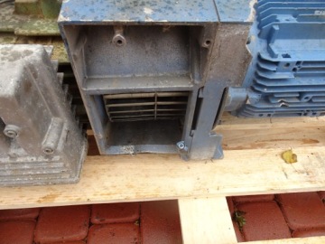 ВАКУУМНЫЙ НАСОС BECKER DVT 140 7,5 кВт 129 м3/ч